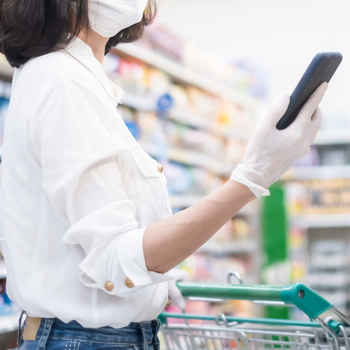 woman grocery shopping