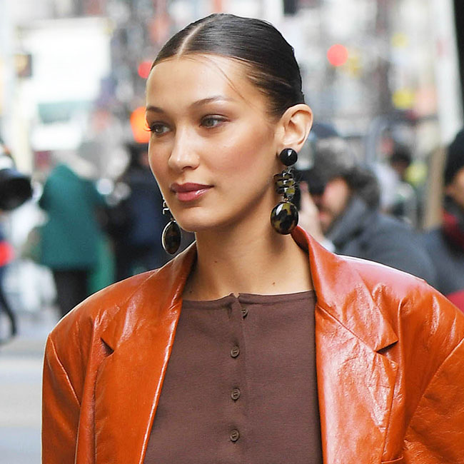 Bella Hadid Just Flaunted Her Insane Abs In Low-Cut Jeans - SHEfinds