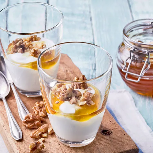 greek yogurt best breakfast metabolism