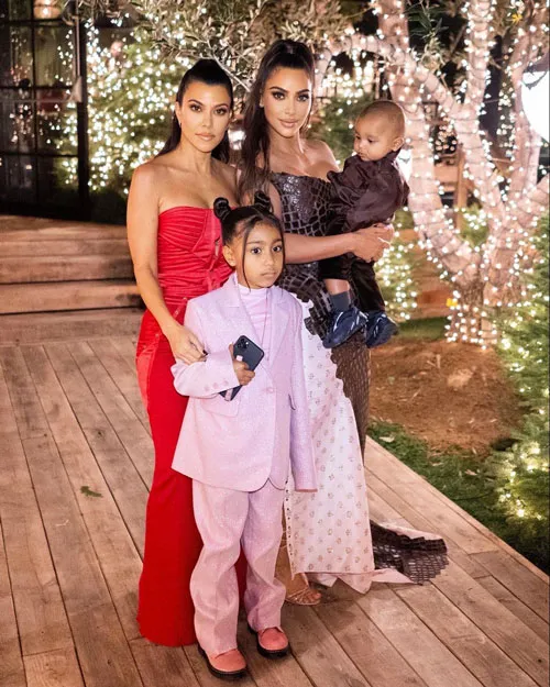 Kourtney, Kim, and North