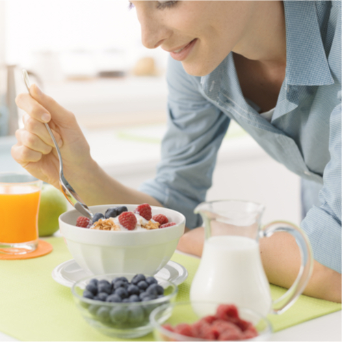 woman eating breakfast
