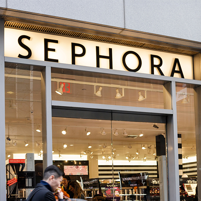 Sephora Just Announced Some Seriously Amazing Holiday Samples–We’ll Be
