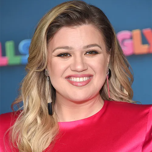 Kelly Clarkson red carpet