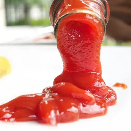 pouring ketchup