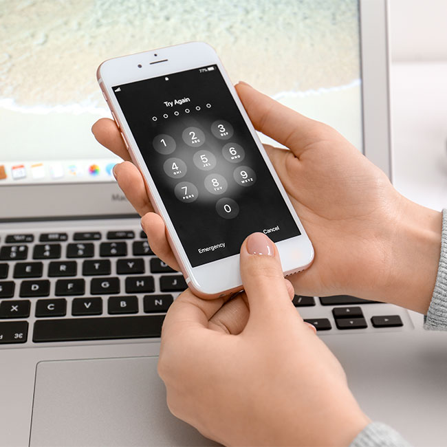3 Scary Signs Your iCloud Has Been Hacked, According To A Security Expert SHEfinds