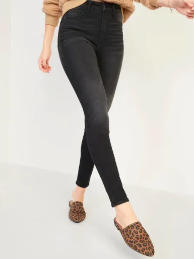 The One Universally Flattering Pair Of 