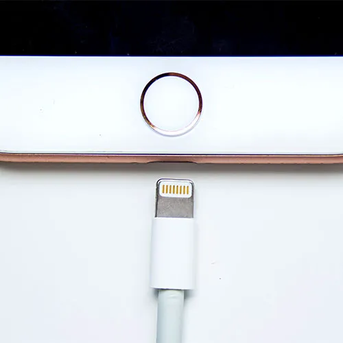 apple charging mistake