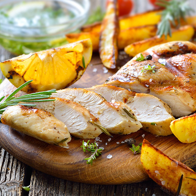 <h2>4. Chicken</h2> chicken best lean protein weight loss