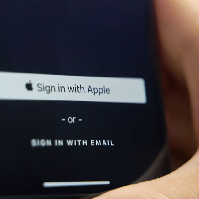 We Asked An Expert: This Is Exactly How Long You Should Charge Your