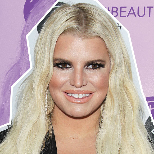 Jessica Simpson Doesn't Even Look Like Herself Anymore—Her Face Has Changed  SO Much In Sobriety! - SHEfinds