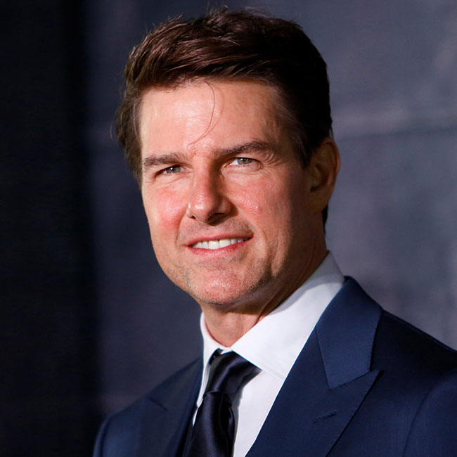 Tom Cruise Looks Unrecognizable Now—A Plastic Surgeon Weighs In! - SHEfinds