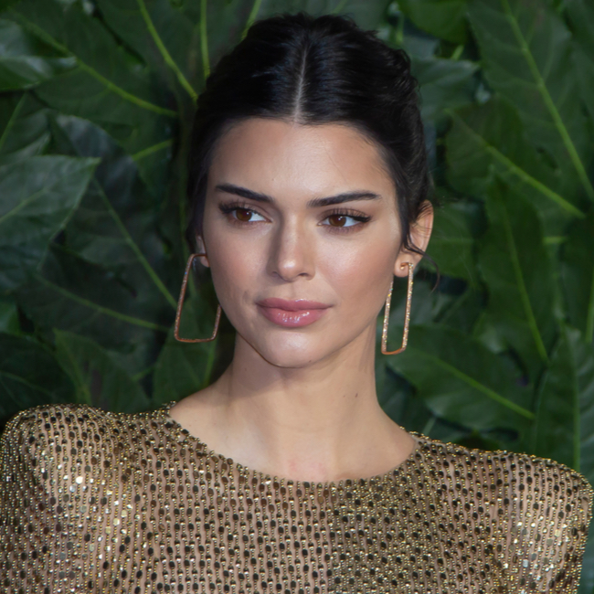 Kendall Jenner Just Wore THAT Revealing Cut-Out Dress Again—And Her Abs ...