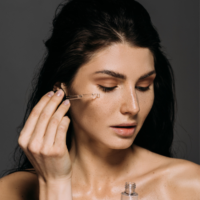 The One Red Carpet Trick Celebrities Swear By For UnderEye Circles