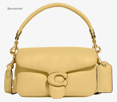 Coach Pillow Tabby shoulder bag in chic and versatile design.