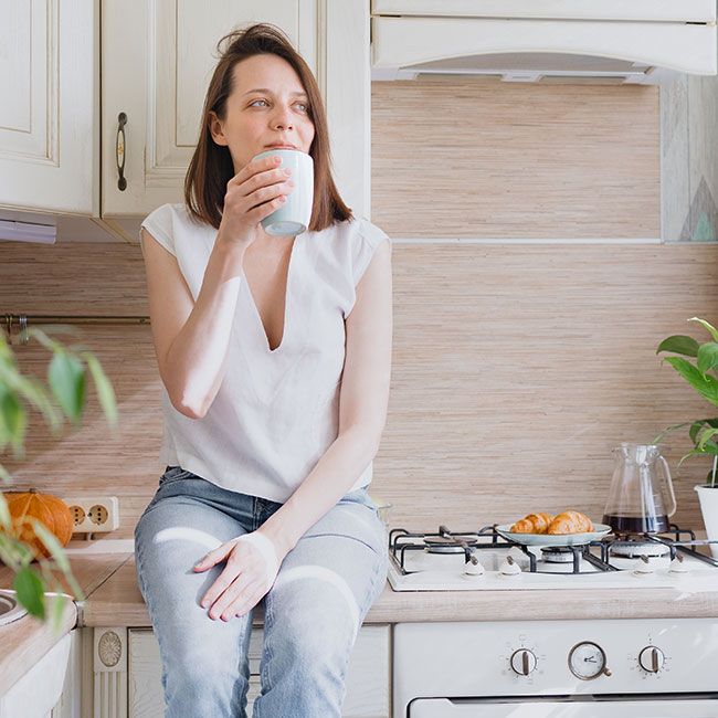 The Unexpected Morning Habit That May Be Slowing Your Metabolism ...