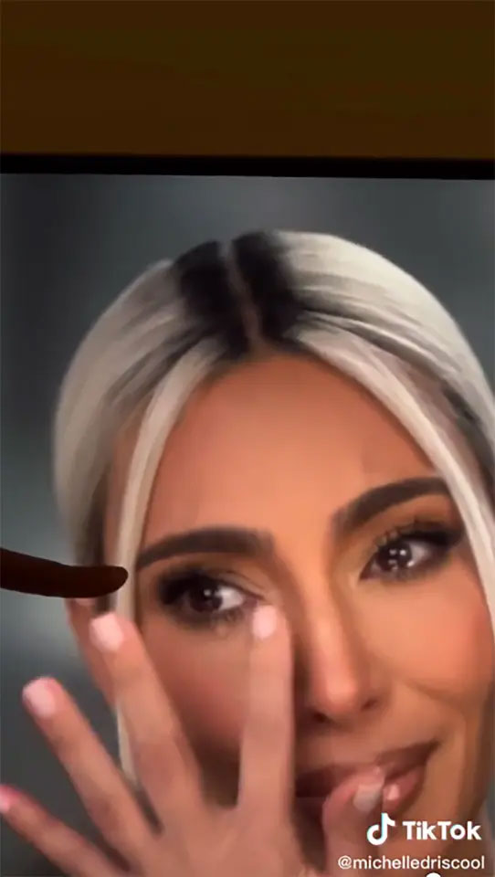 kim kardashian fake cgi tear close up the kardashians tiktok