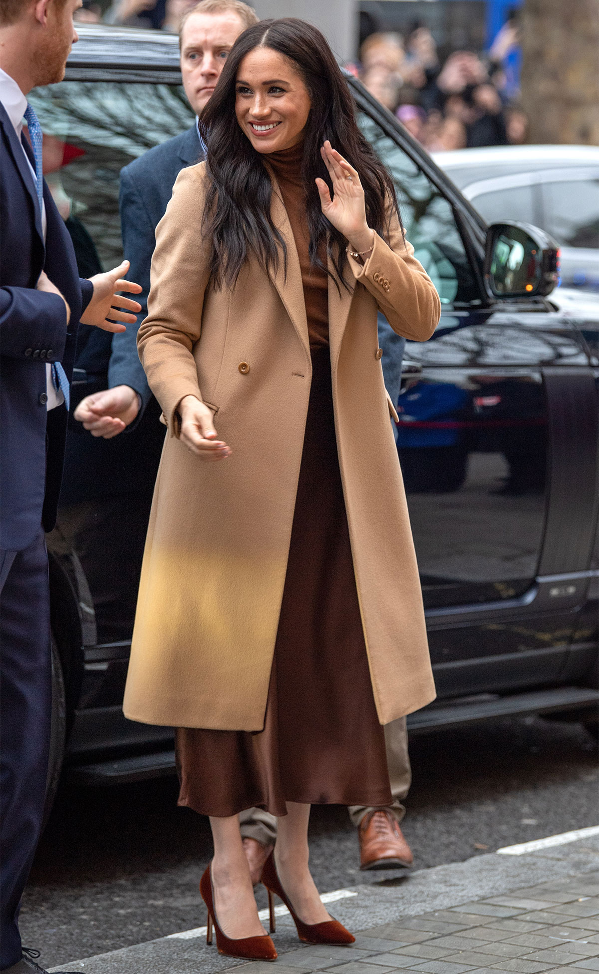 Manolo Blahnik Brown Suede Pumps - Meghan's Mirror