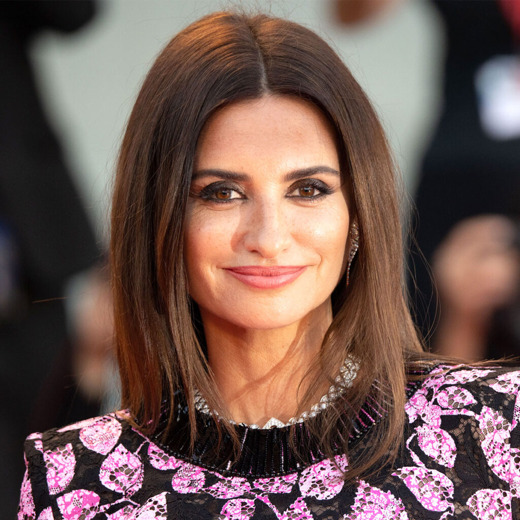 Penélope Cruz Stole The Spotlight At The Venice Film Festival In Sparkly Chanel  Gown - SHEfinds