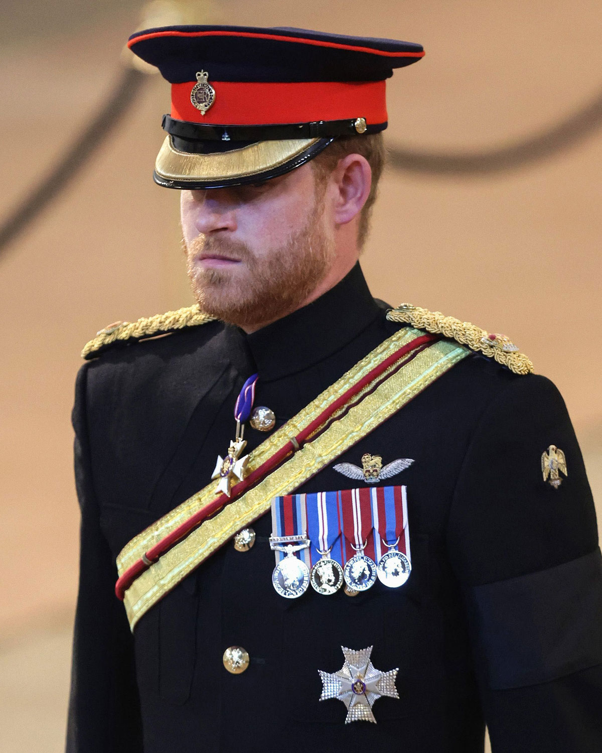 prince harry military uniform the queen lying in state vigil
