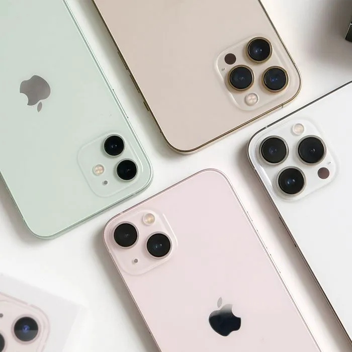 Assorted colors of various iPhones on display