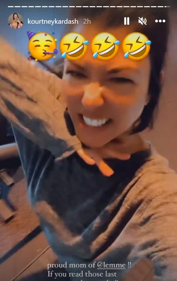 Kourtney Kardashian Instagram Story working out treadmill