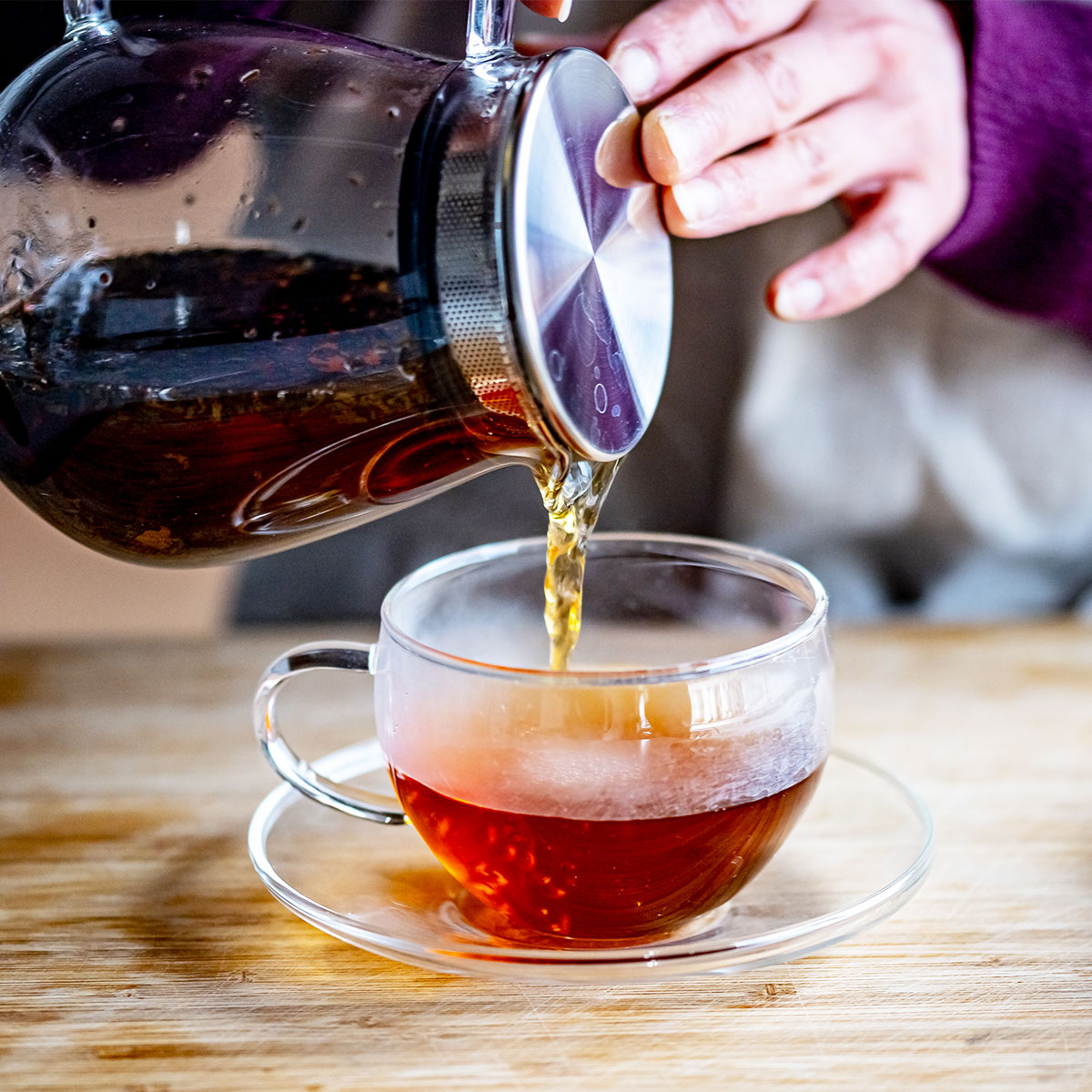 Experts Say This Is The Best Hot Tea To Drink Every Morning For A