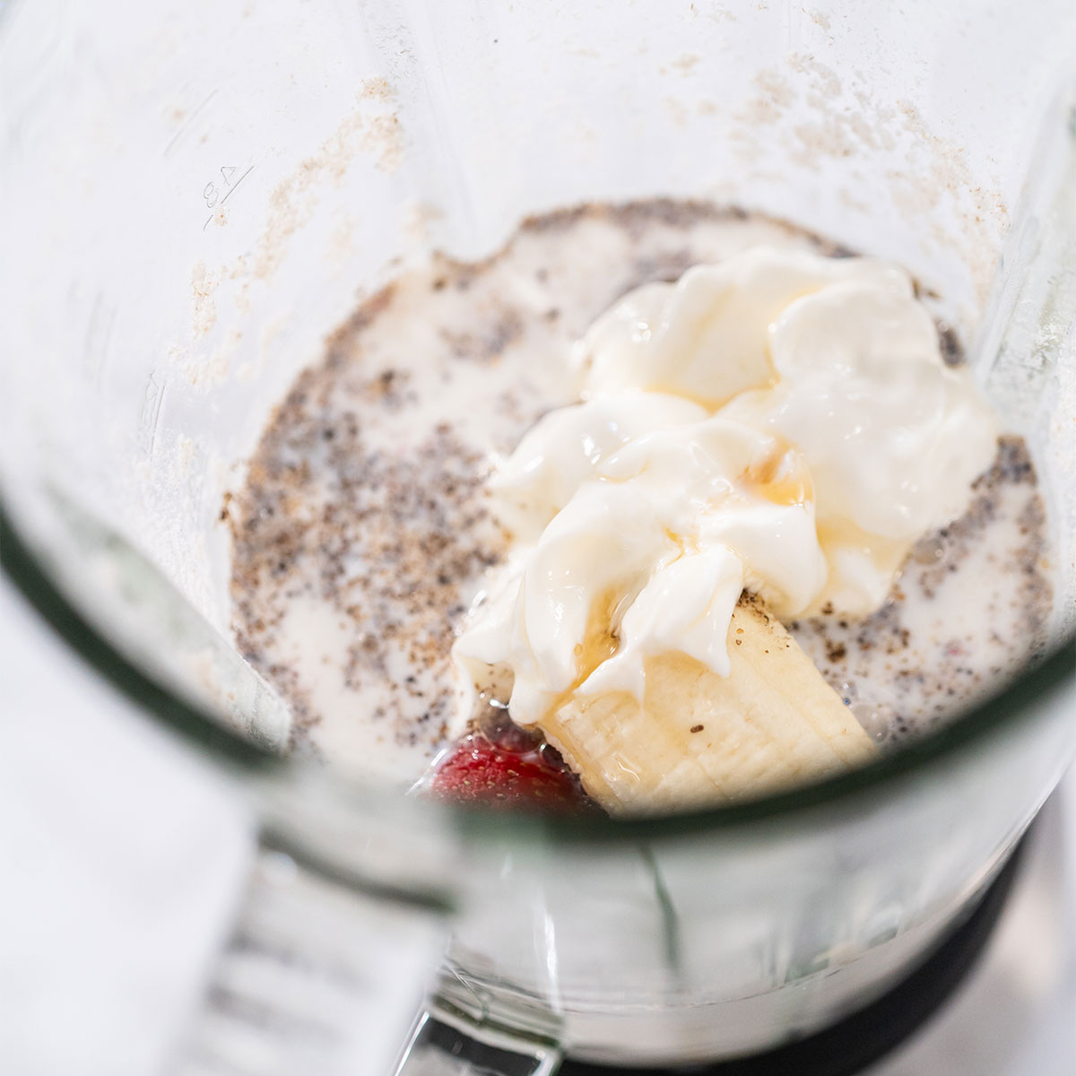 8 Unhealthy Smoothie Ingredients To Avoid—Eat This, Not That!