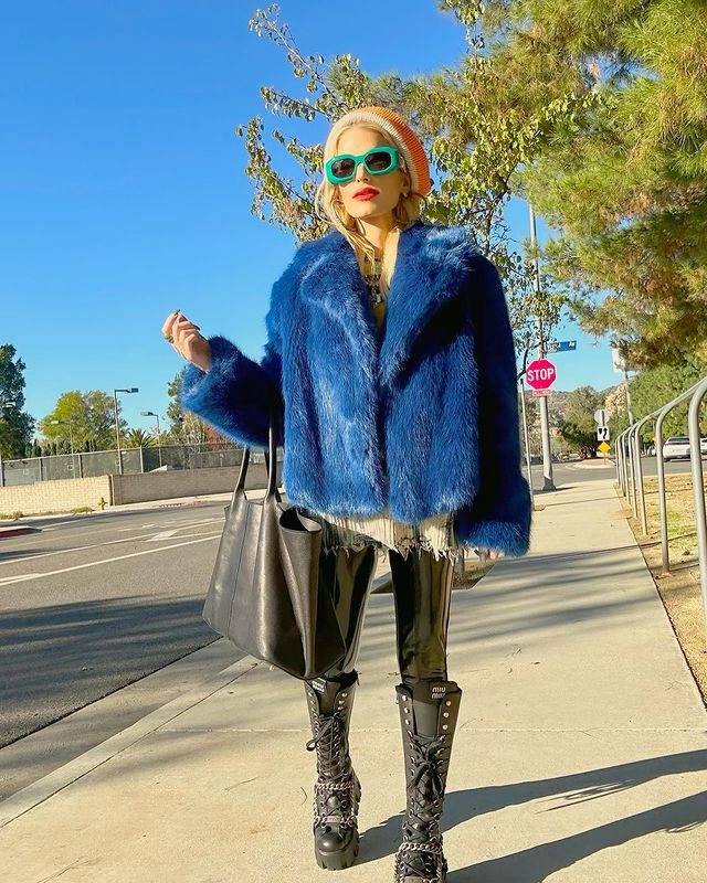 Jessica Simpson Instagram pictures blue coat puffy lips