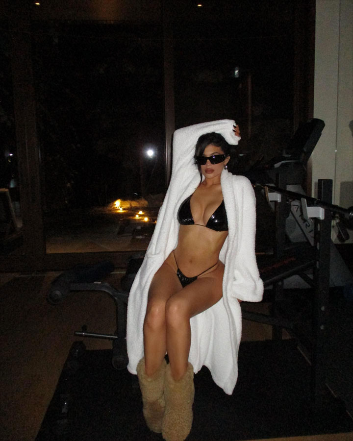 Kylie Jenner Instagram Good American bikini fuzzy boots