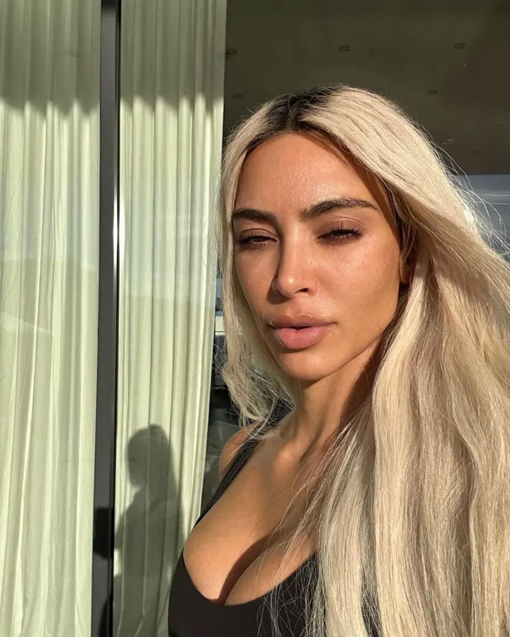 Kim Kardashian makeup-free selfie