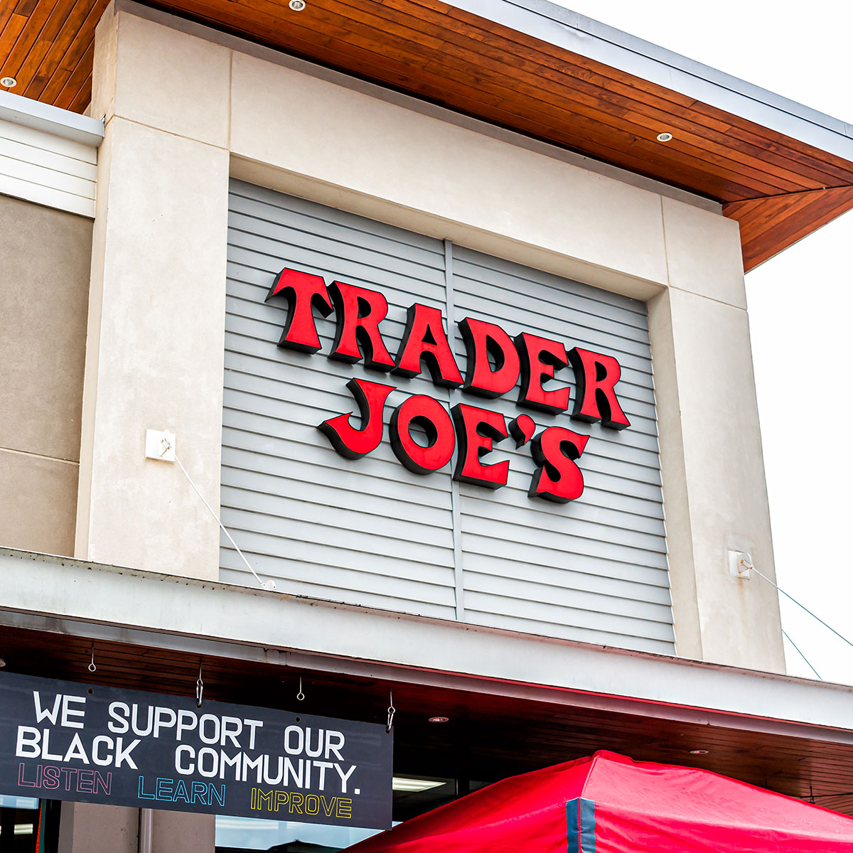What’s The Best Day Of The Week To Go Grocery Shopping At Trader Joe’s