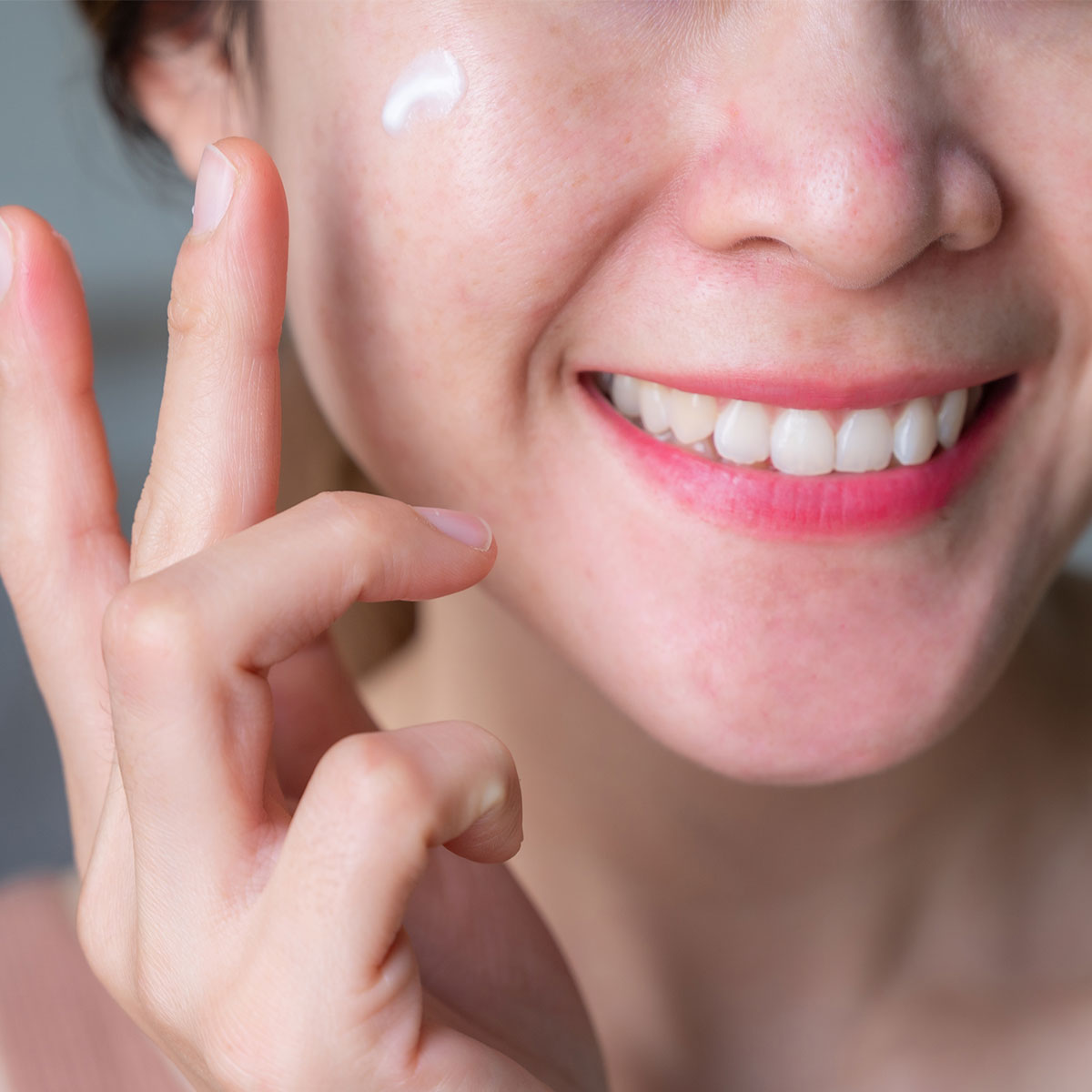 The One Moisturizer Ingredient You Need To Avoid To Prevent Premature Wrinkling