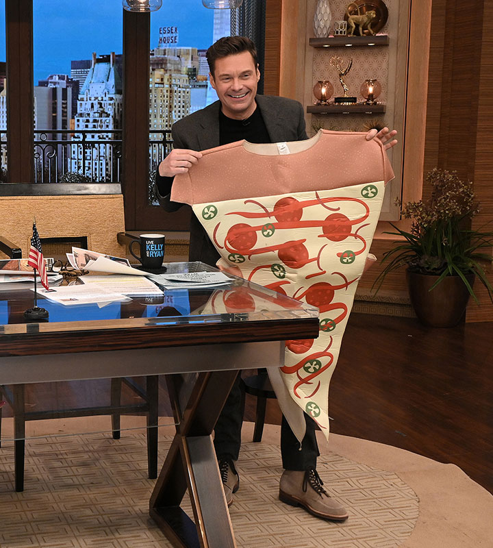 Ryan Seacrest Live with Kelly and Ryan pizza