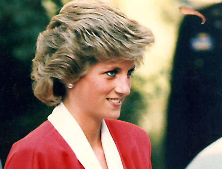 Princess Diana red outfit