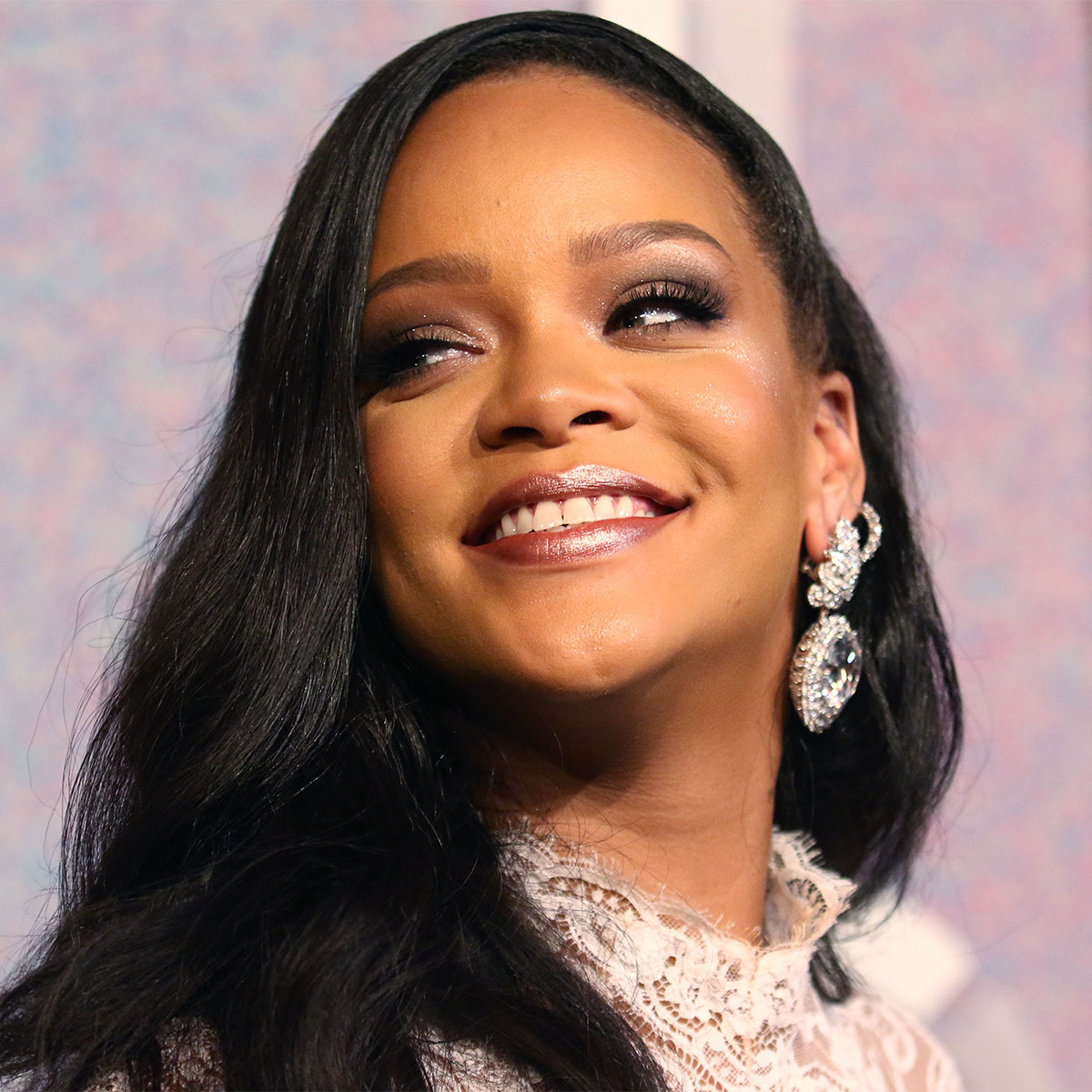 Rihanna Is Performing At The 2023 Oscars—And We’re Still Not Over Her ...