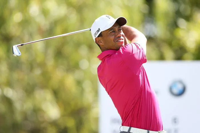 Tiger Woods golfing