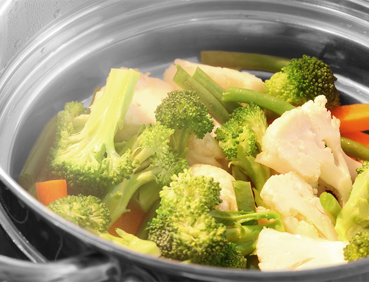Steaming broccoli.
