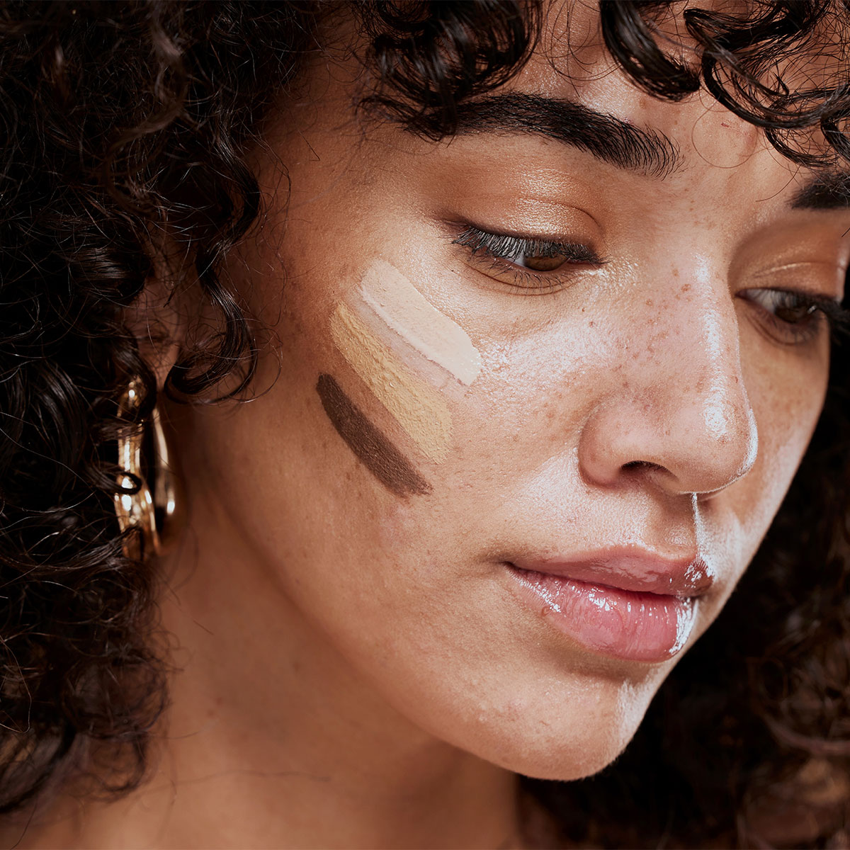 Best Concealer For Darker Skin Tones, Women Of Color