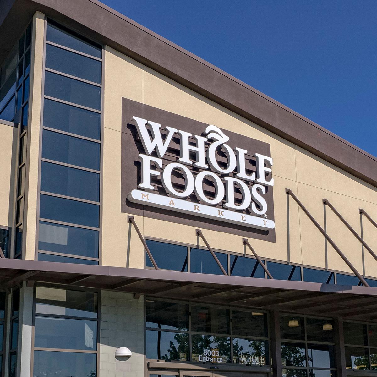 Whole Foods Joins Target And Walmart In Adding Automatic Surcharge And  Customers Aren't Happy About It - SHEfinds