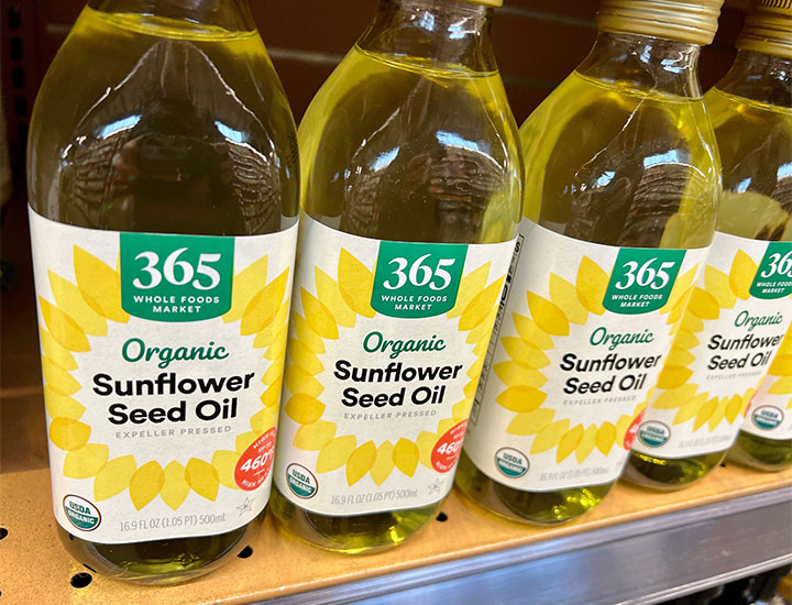 Sunflower seed oil at store