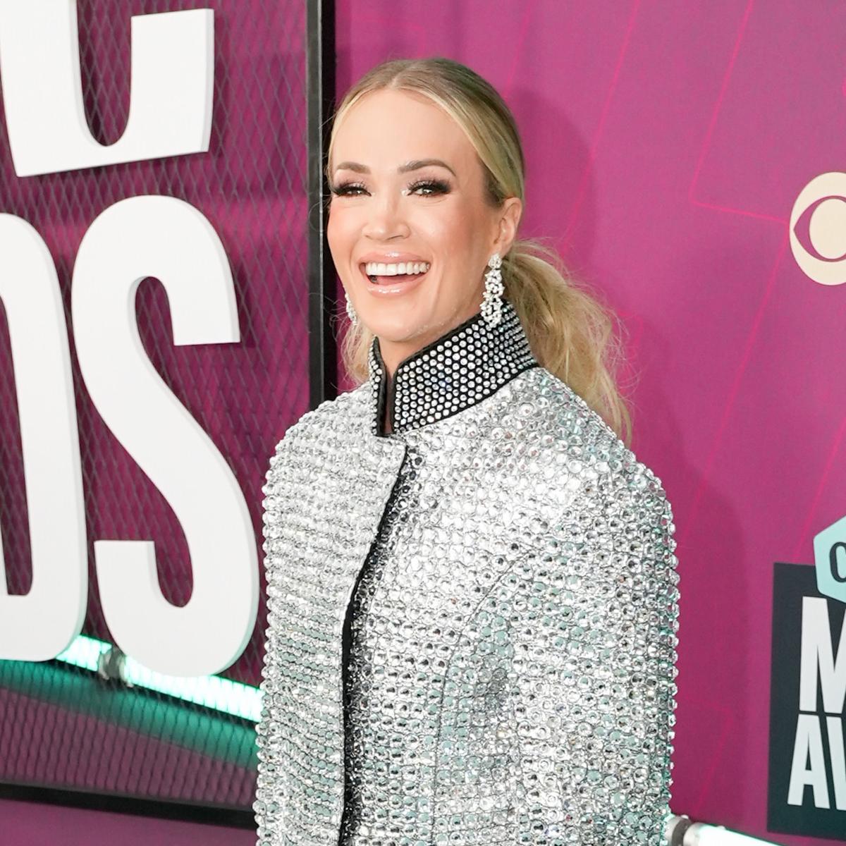 Carrie Underwood's Fans Are Losing It After The Singer Is