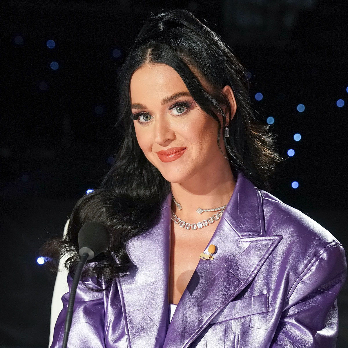 Katy Perry Looks Angelic In A Plunging White Two-Piece Set For An Episode Of 'American Idol' - SHEfinds