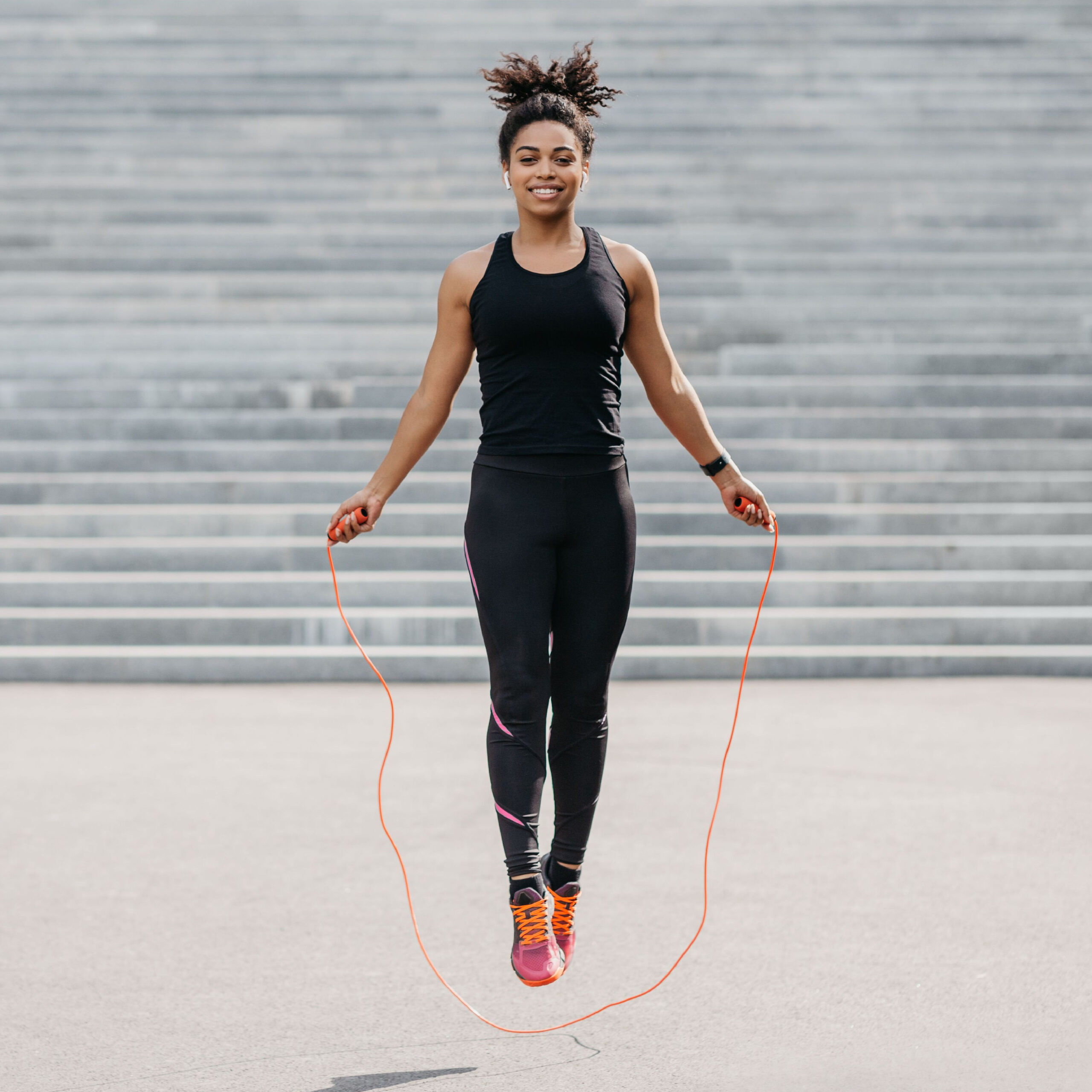 Benefits of Jumping Rope For Weight Loss, According To Personal Trainers -  SHEfinds