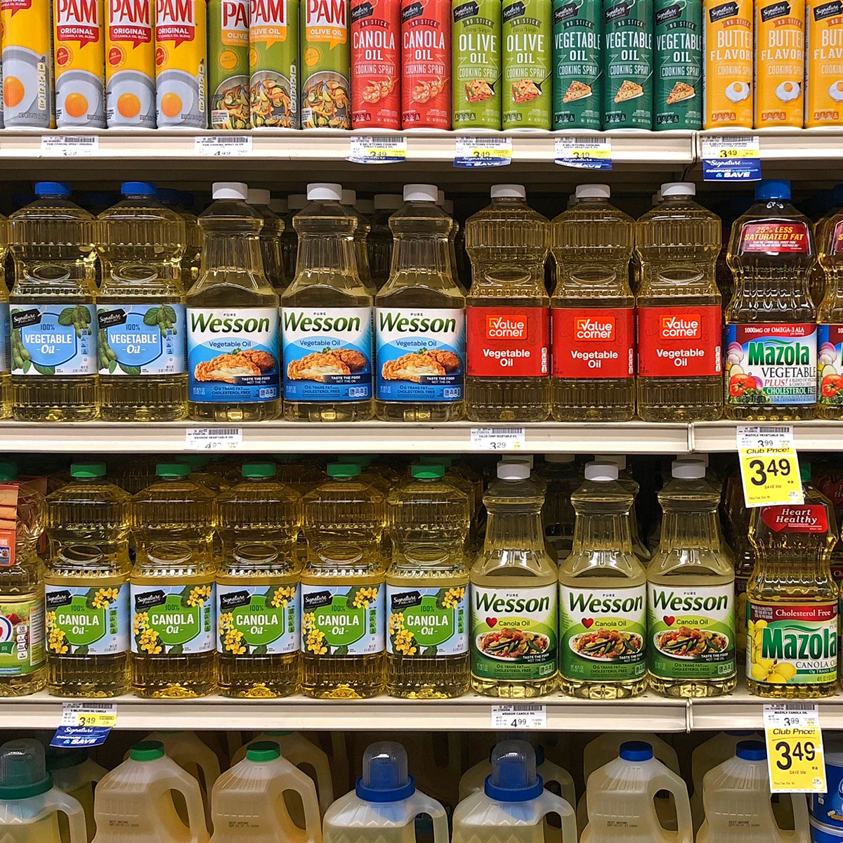 vegetable oils on shelves
