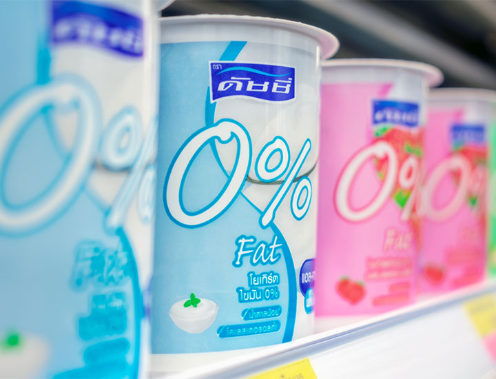 A Doctor Explains Why People Who Eat LowFat Yogurt In The Morning Gain