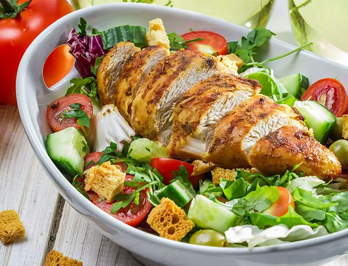 Salad with grilled chicken