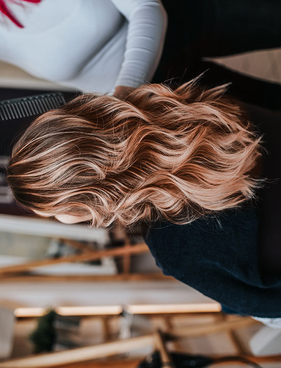 strawberry-blonde-highlights