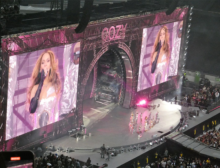 Beyoncé performing in London, 2023