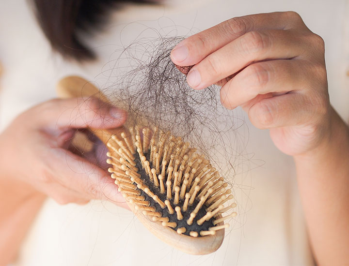 hair-shedding-brush