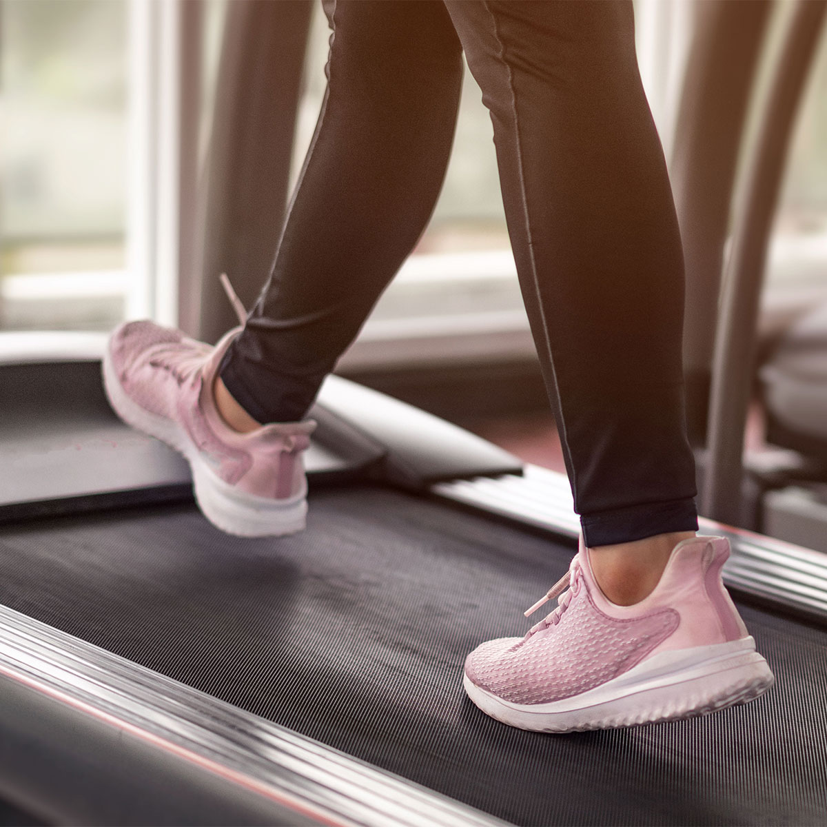 Can You ‘Walk Off’ Belly Fat? We Asked A Personal Trainer SHEfinds